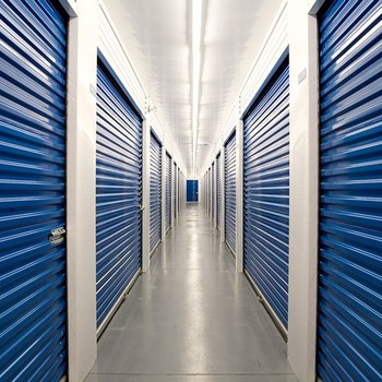 veja Self storage